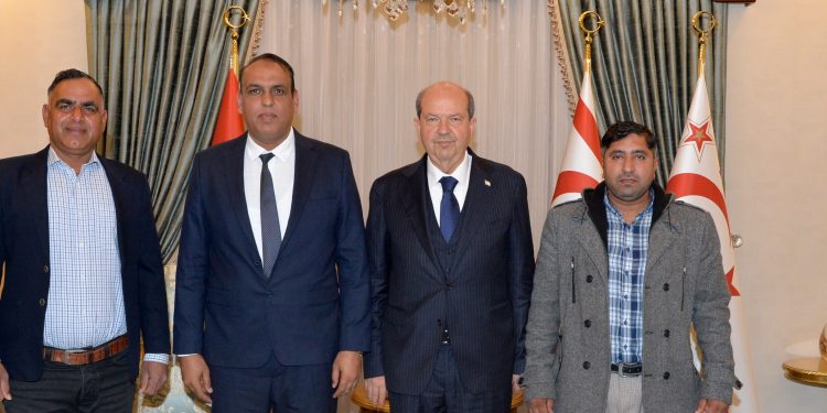 Cumhurbaşkanı Tatar, Pakistan Birlik ve Kültür Derneği Başkanı ve Yönetim Kurulu’nu kabul etti