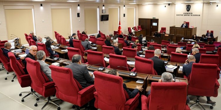 Meclis iki yasa tasarısını onayladı. Bugünkü oturum sona erdi