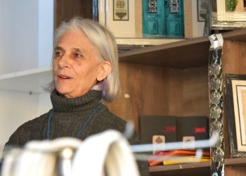 Yaklaşık 40 yıldır kendini Lefkara İşi’ne adayan bir kadın: Şenay Ekingen