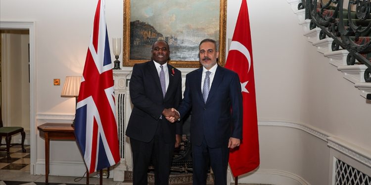 Fidan, İngiliz mevkidaşı Lammy ile telefonda görüştü