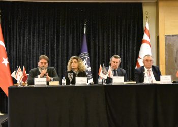 “Kıbrıs Türk Tarihine Damga Vurmuş İsimler: Dr. Servet Sami Dedeçay” semineri yapıldı