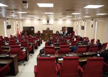 “Birleştirilmiş Yol ve Trafik Suçlarının Davasız Halli ve Ceza Puanı (Değişiklik) Yasa Tasarısı” kabul edildi