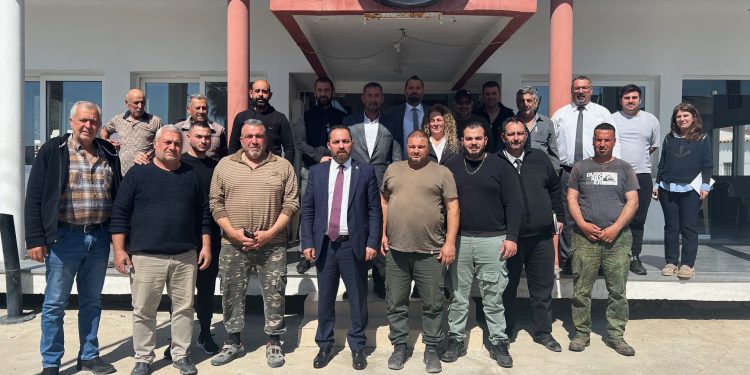 Tarım Bakanı Çavuş, Gaziköy’de üreticilerle buluştu
