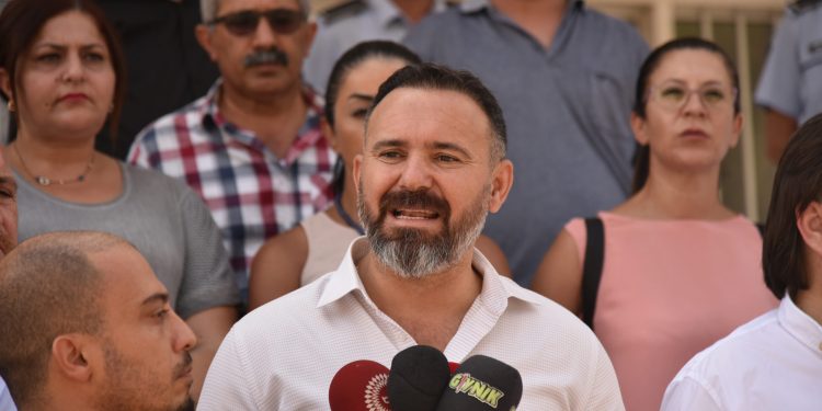 Bengihan Ercan’daki itfaiyenin sorunlarıyla ilgili uyardı: “Çözülmezse konuyu Uluslararası Sivil Havacılık Örgütü’ne taşıyacağız”