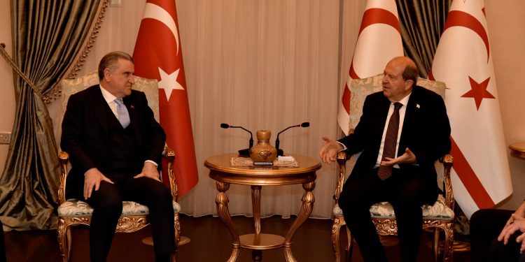 Cumhurbaşkanı Tatar, Türkiye Cumhuriyeti Gençlik ve Spor Bakanı Bak’ı kabul etti…Tatar: “Gençliğimize hak ettikleri imkanları vermek bizlerin görevi ve sorumluluğudur”