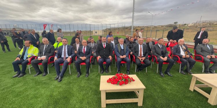 Güvercinlik Spor Tesisi törenle hizmete açıldı