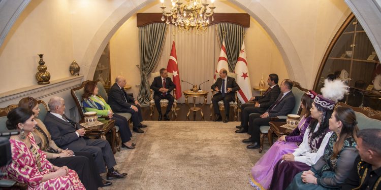 Cumhurbaşkanı Tatar, Azerbaycan heyetini kabul etti:Biz bir millet, üç devletiz