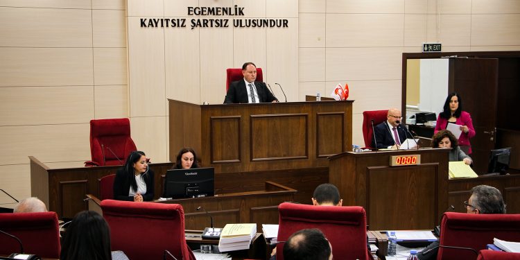 Meclis toplandı