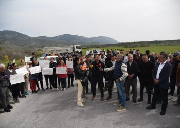 Dört köy, taş ocaklarının kapatılması talebiyle eylem yaptı