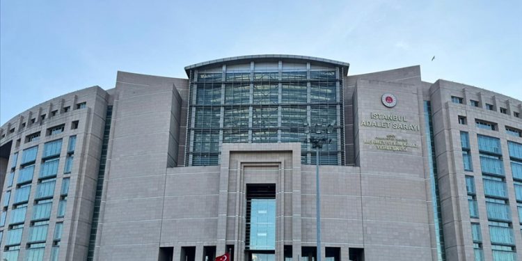 İstanbul’daki gösterilerde suça karıştığı gerekçesiyle 206 şüpheli hakkında tutuklama talep edildi