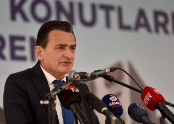 Bakan Oğuz: “Güzelyurt’a temel atma, aslında insanların bölgesinde kalmasının da temeli olacak”