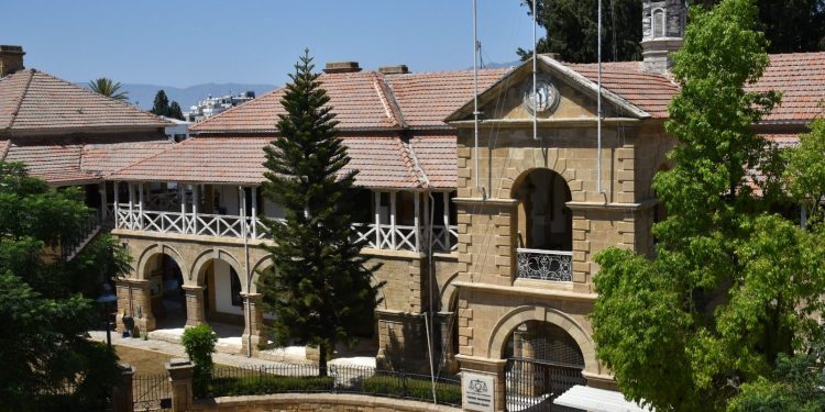 Yüksek İdare Mahkemesi davalarının elektronik ortamda dosyalanmasına ilişkin sistem, avukatların kullanımına sunuldu
