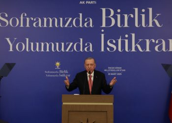 Erdoğan: Bizim muhalefetin müsamerelerine ayıracak vaktimiz yok