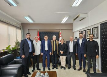İçişleri Bakanı Oğuz, Emlakçılar Birliği heyetini kabul etti