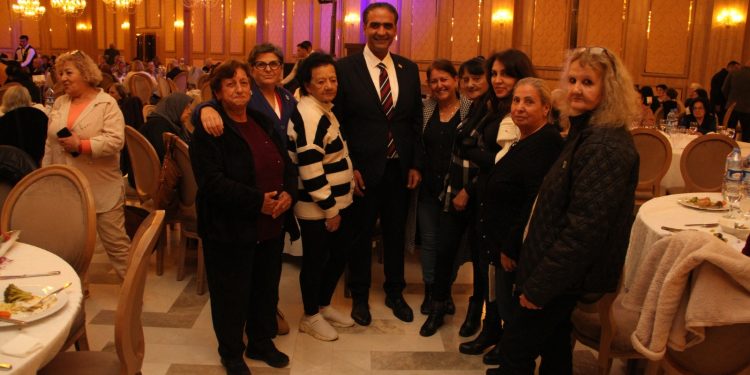Çalışma ve Sosyal Güvenlik Bakanlığı, Yaşlılar Haftası dolayısıyla iftar yemeği düzenledi