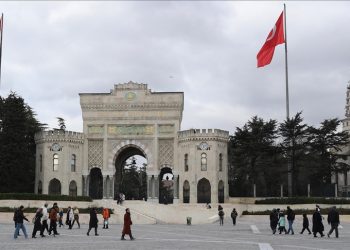 İstanbul Üniversitesi, İmamoğlu ile 27 kişinin diplomasının iptaline karar verdi