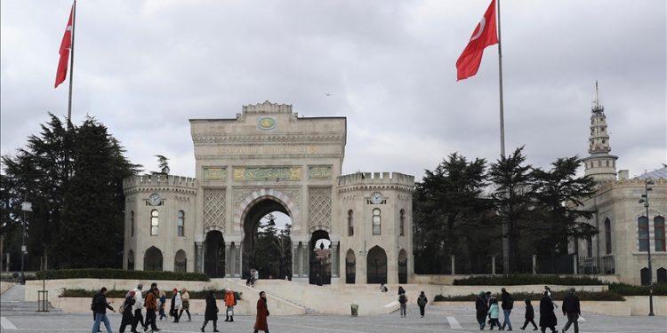 İstanbul Üniversitesi, İmamoğlu ile 27 kişinin diplomasının iptaline karar verdi