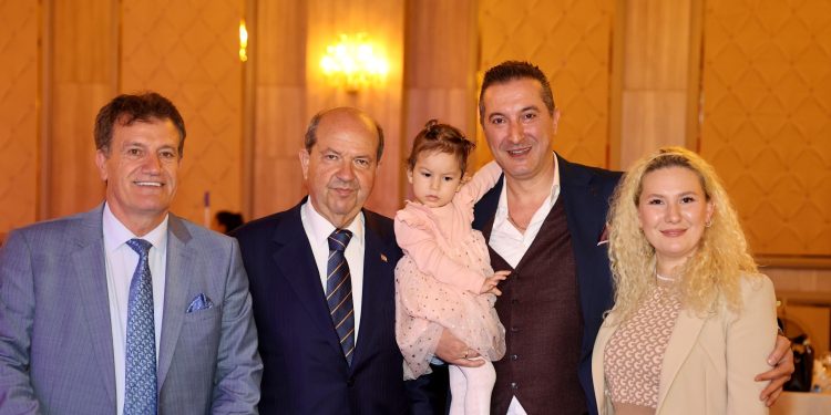 Cumhurbaşkanı Tatar, YDP’nin iftar yemeğine katıldı:“Cenevre’de iki devletli çözüm siyasetini anlatacağım”