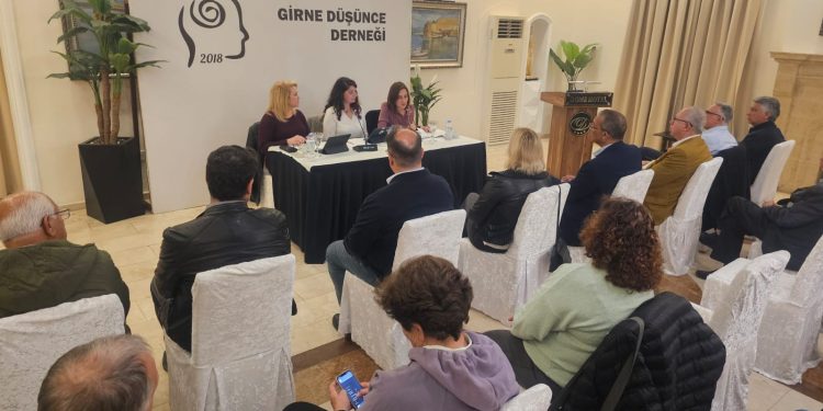 Girne Düşünce Derneği  ve Barış Derneği işbirliğinde panel gerçekleştirildi