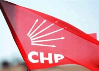 Cumhuriyet Halk Partisi olağanüstü kurultaya gidiyor