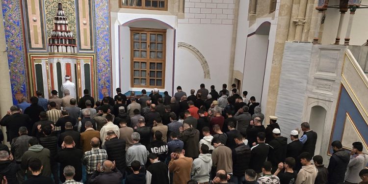 Selimiye Cami, Kadir Gecesi’ne özel ibarete açıldı