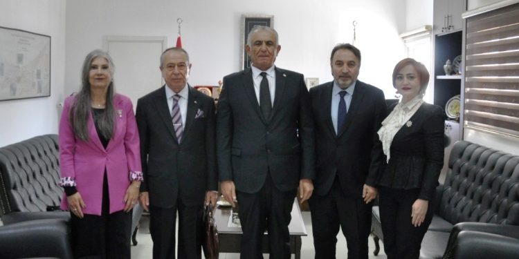 Çavuşoğlu:Sektör iş birlikleriyle erişim ve kaliteyi artırmak istiyoruz