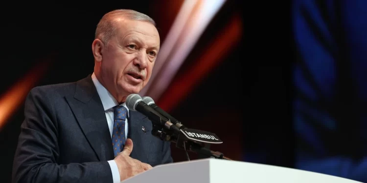 Erdoğan: Terörsüz Türkiye çabalarında artık yeni bir safhaya geçilmiştir
