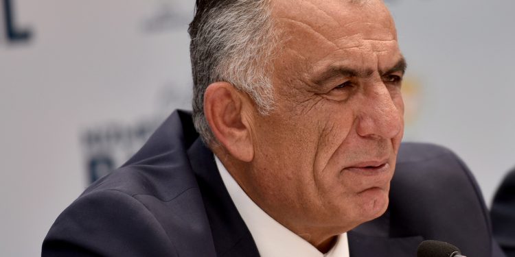 Orta öğretimdeki tüzük değişikliği…Çavuşoğlu:Düzenlemeye ilişkin şikayet ve taleplerin değerlendirilmesi için tüzük değişikliğini Bakanlar Kurulu’na götüreceğim