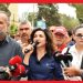 KTÖS ile KTOEÖS, TC Lefkoşa Büyükelçiliği ve Meclis’e siyah çelenk bıraktı