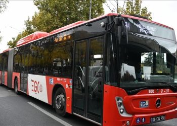 Ankara’da bazı otobüs ve metro durakları kapatıldı