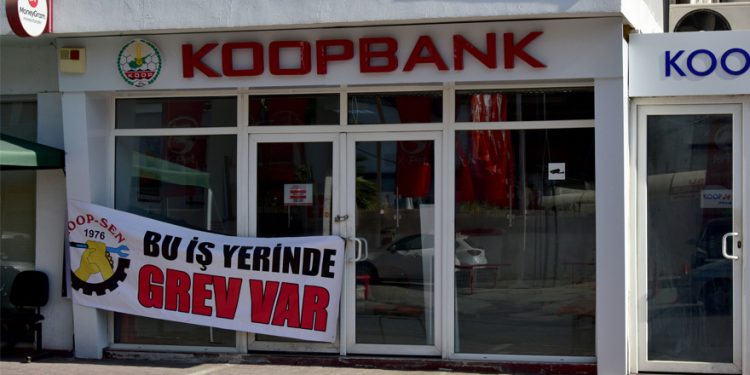 Kooperatif Merkez Bankası’da grev