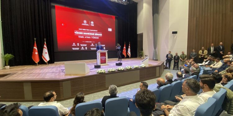 Yüksek Mahkeme binasının temeli atılıyor