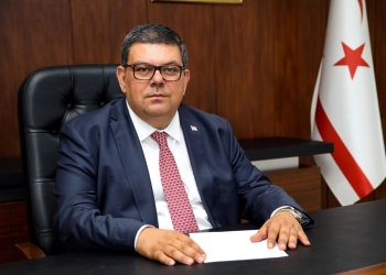 Maliye Bakanı Özdemir Berova: Çocuklarımız, umudumuz ve geleceğimizdir.