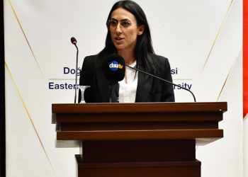 DAÜ’de “Multidisipliner Açıdan Bağımlılığa Bakış” konferansı gerçekleştirildi
