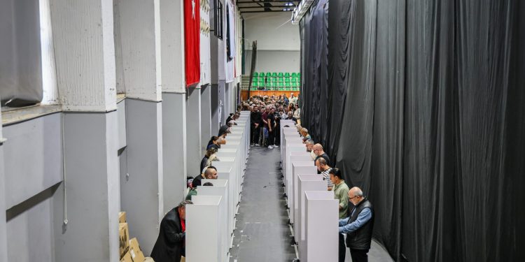 CTP Kurultayı’nda oy verme işlemi sürüyor