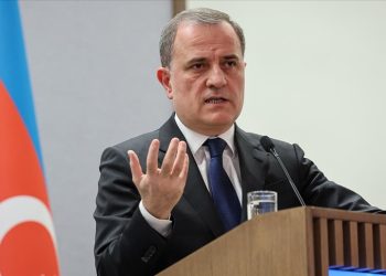Azerbaycan Dışişleri Bakanı Bayramov: “Kuzey Kıbrıslı kardeşlerimiz Azerbaycan’ın desteğinden emin olabilirler”
