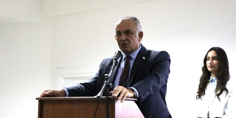 Çavuşoğlu: Akademiyi uluslararası bir okul haline getirmeyi hedefliyoruz