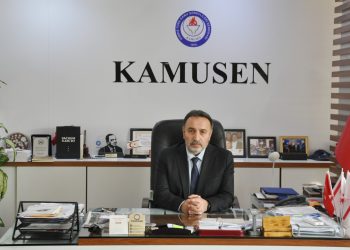 KAMUSEN’den Ünal Üstel’e destek