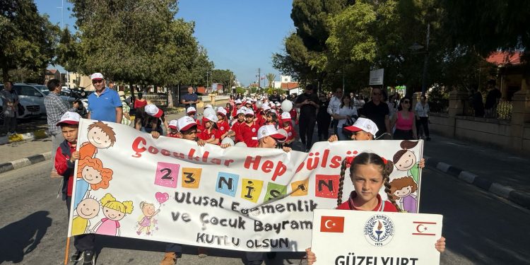 Güzelyurt’ta 23 Nisan Ulusal Egemenlik ve Çocuk Bayramı korteji düzenlendi