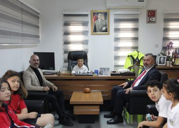 Beyarmudu Belediye Başkanı Bebek bölge ilkokullarından öğrencilerini kabul etti