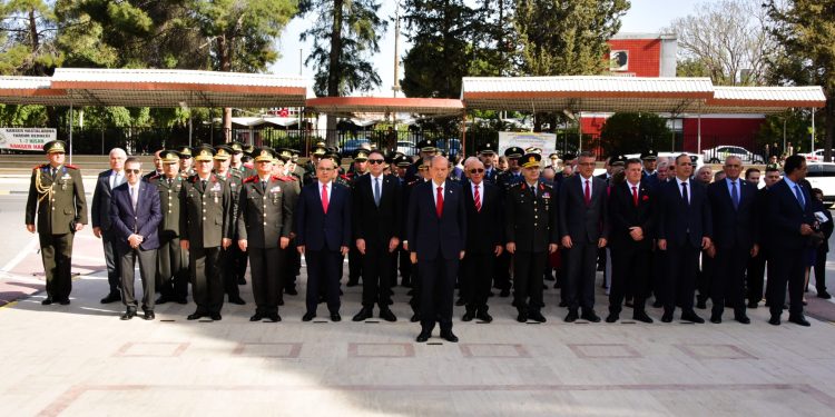 23 Nisan Ulusal Egemenlik ve Çocuk Bayramı törenlerle kutlanıyor… Lefkoşa Atatürk Anıtı’nda tören düzenlendi