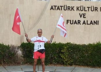 Emekli Kurmay Albay Mehmet İneci, 23 Nisan’da Kıbrıs Türk halkının varoluş mücadelesine saygı koşusu gerçekleştirdi