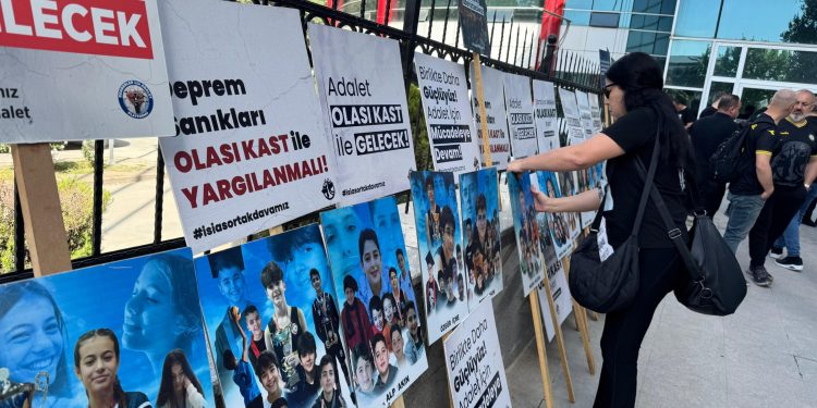 İsias Otel’in yıkılmasında kusuru bulunan altı kamu görevlisinin yargılanacağı dava  başladı