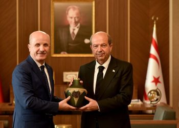 Cumhurbaşkanı Tatar, YÖK Başkanı Özvar’ı kabul etti: “Yükseköğretim KKTC’nin lokomotif sektörlerinden”