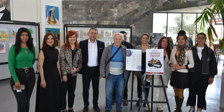 Adli Tıp Uzmanı Prof. Dr. Dokgöz, sanatseverler ve adli tıp okuryazarlarıyla bir araya geldi