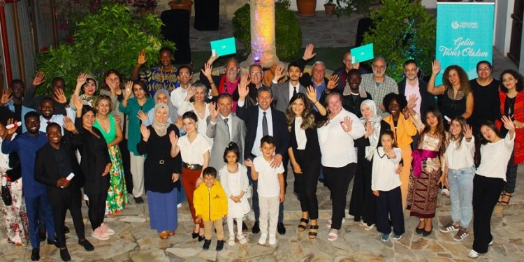 Lefkoşa Yunus Emre Enstitüsü’nde sertifika töreni düzenlendi