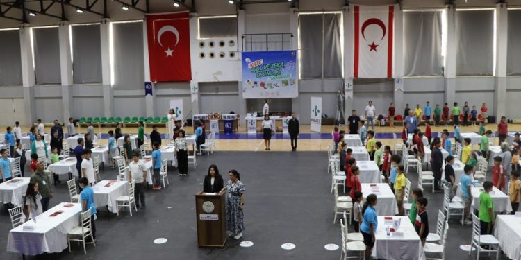 2. Akıl ve Zeka Oyunları Turnuvası Finali Lefkoşa Atatürk Spor Salonu’nda yapıldı