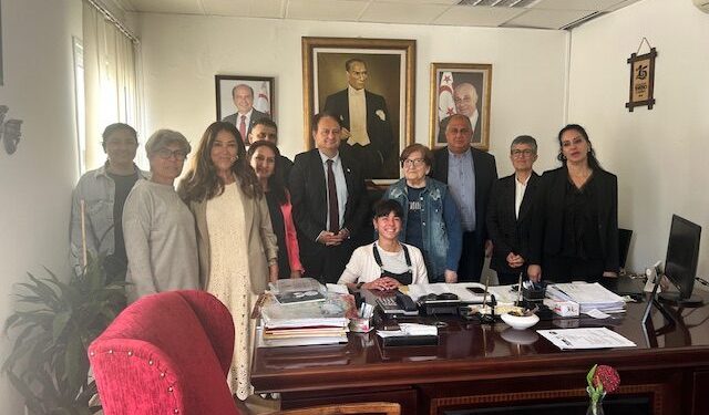 Devlet Tiyatroları kurucularının kişisel arşivi elektronik ortama aktarılıyor