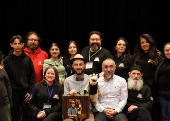 İskele, tiyatro severlere ev sahipliği yapıyor