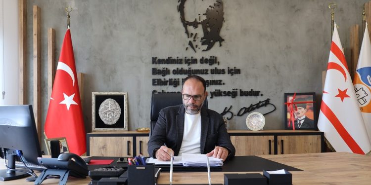 Sadıkoğlu, Büyükçekmece, Pendik, Beykoz ve Silivri belediye başkanlarına mesaj gönderdi
